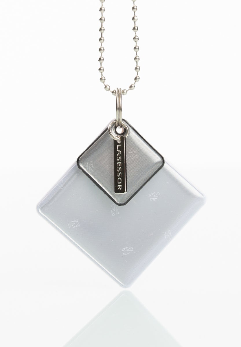 Neliöt Lasessor Koruheijastin-heijastin-roikkumassa