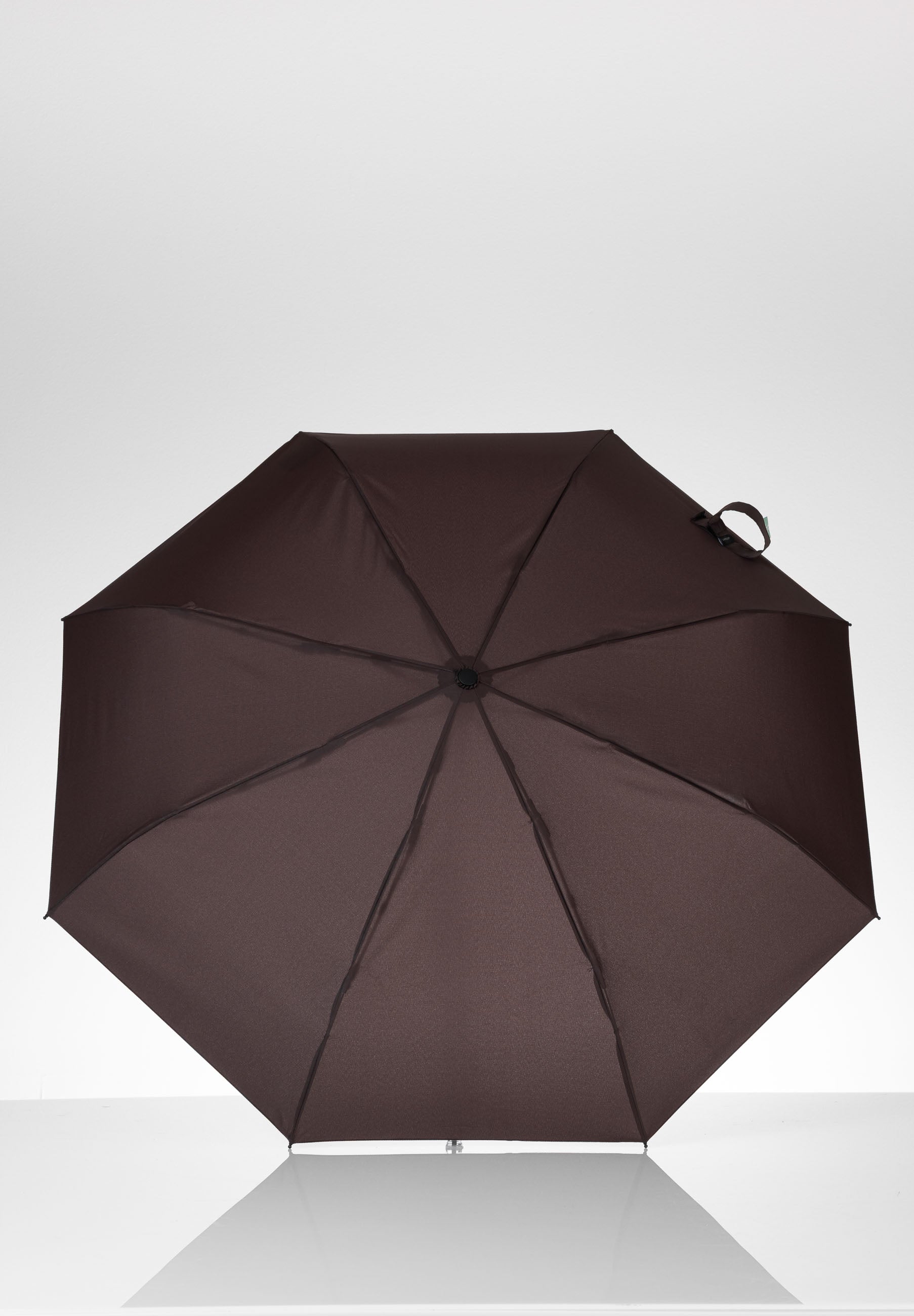 Durable folding umbrella - 8775