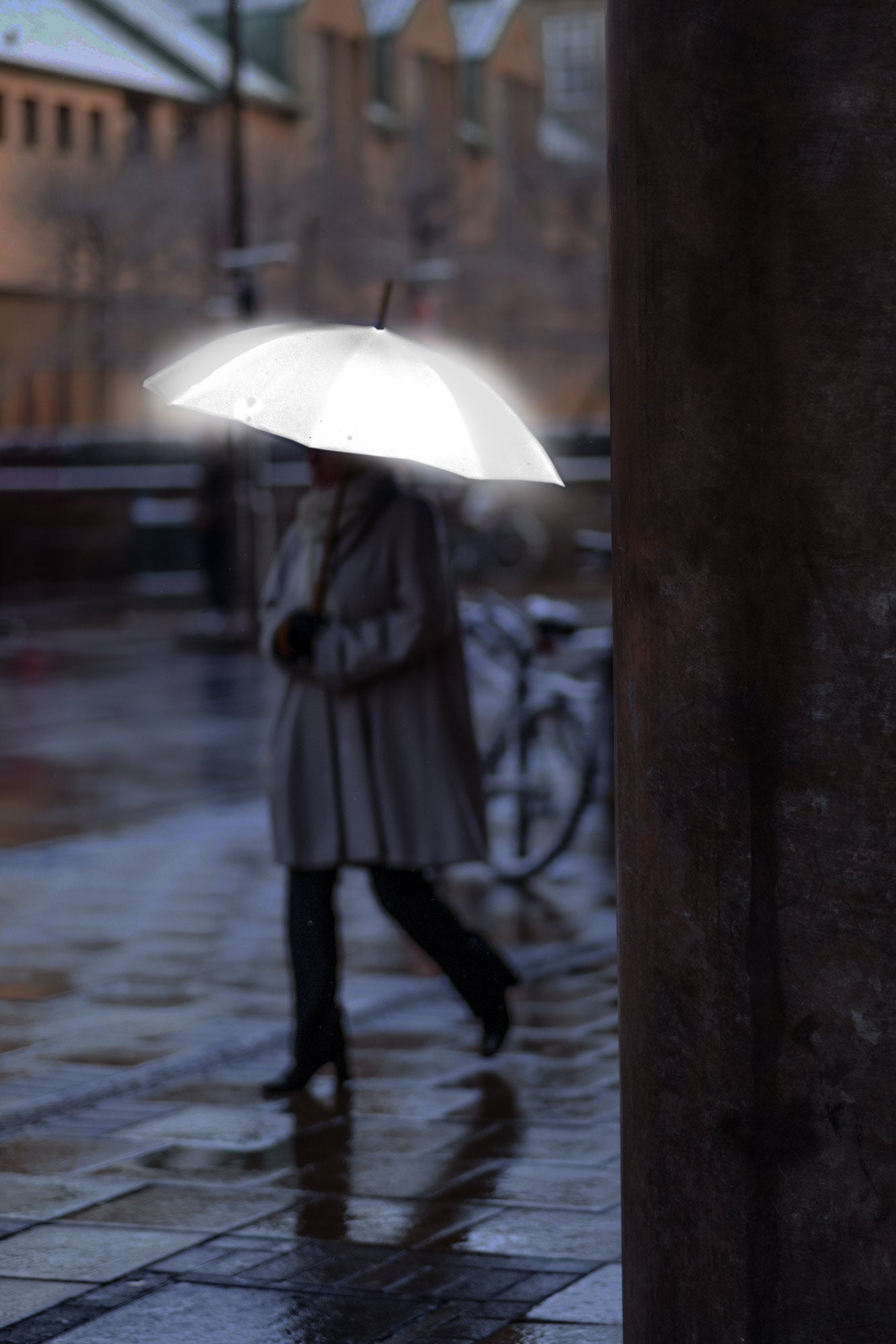 Lasessorrain-Heijastava sateenvarjo-Sivusta