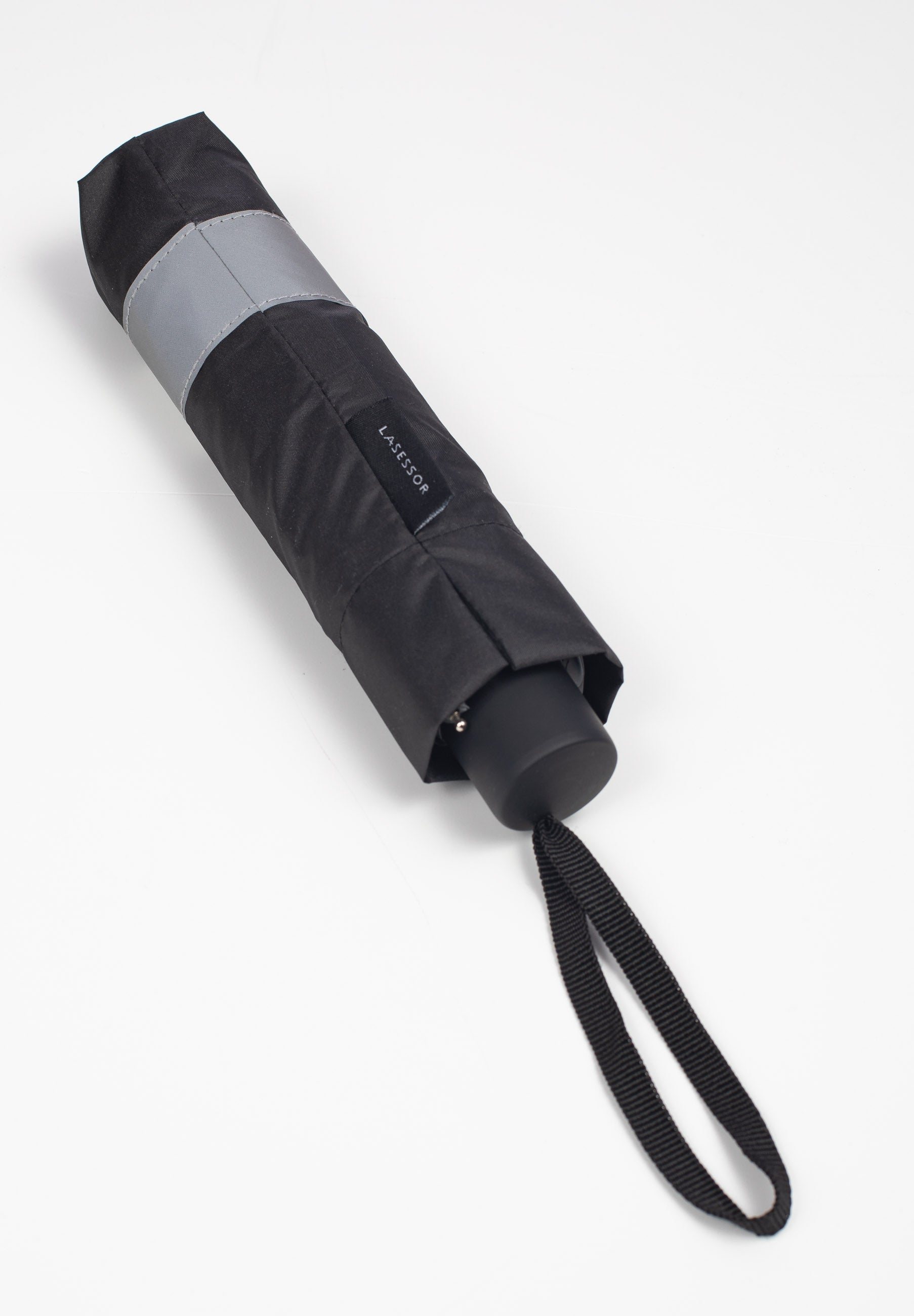 Edullinen kokoontaitettava sateenvarjo 3M heijastinreunalla musta 3A