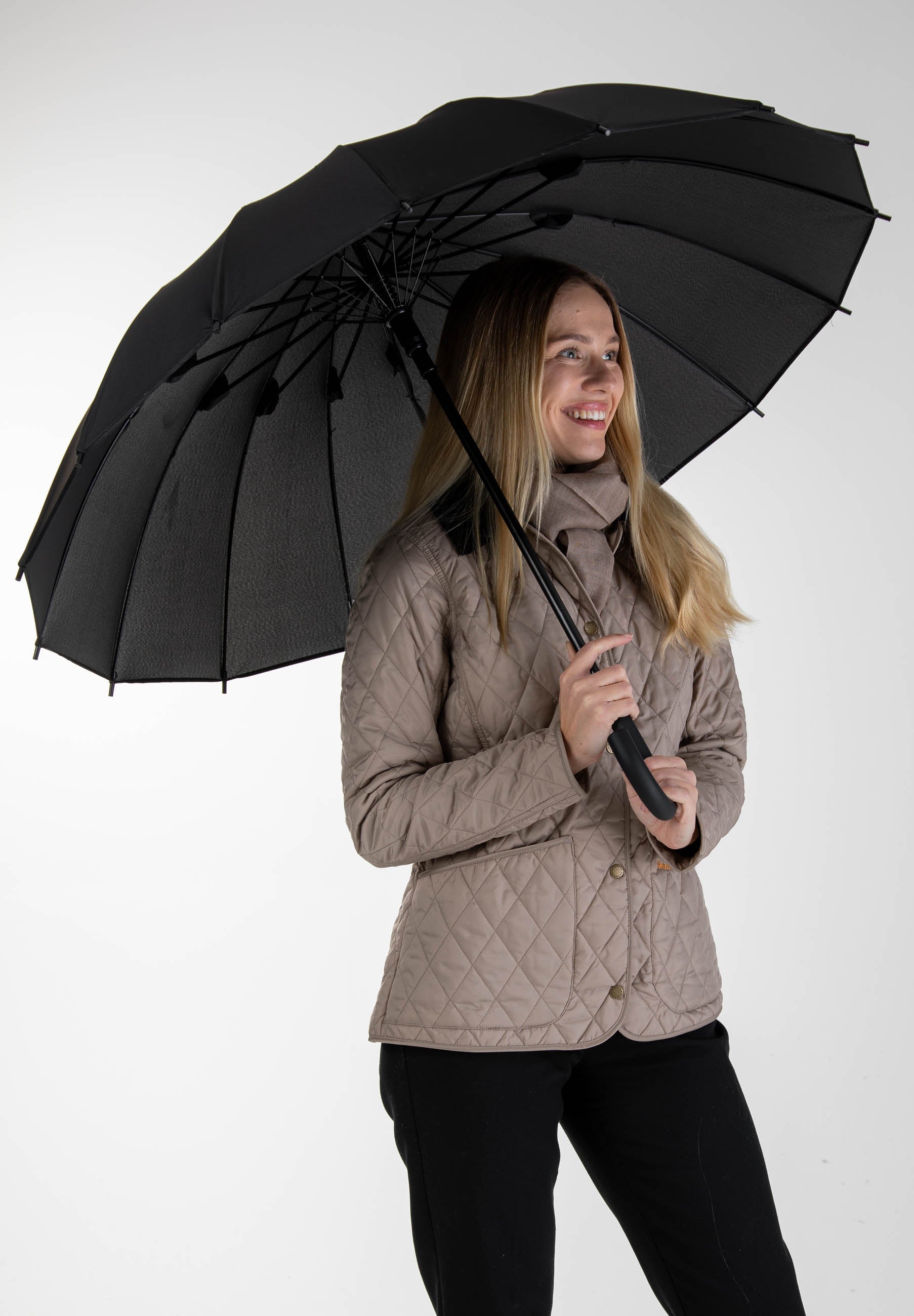 Iso sateenvarjo - 8781 - Lasessor