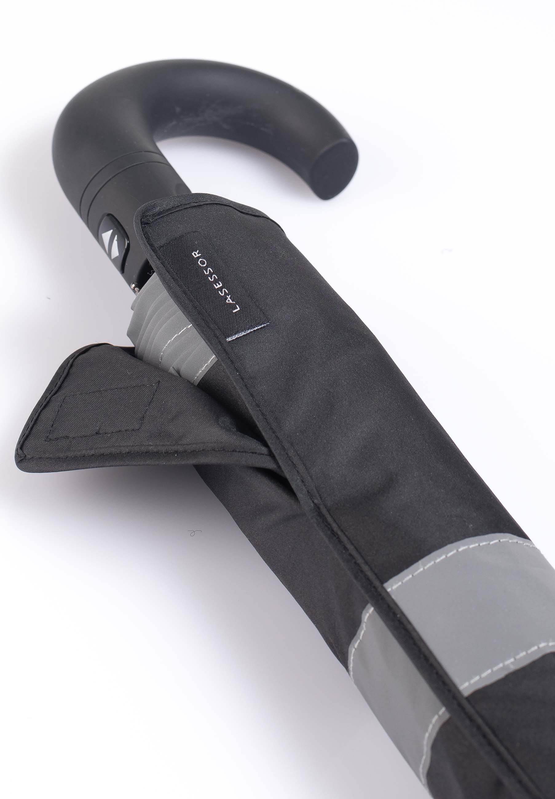 Miesten sateenvarjo koukkukahvalla ja 3M heijastavalla reunalla musta 3M