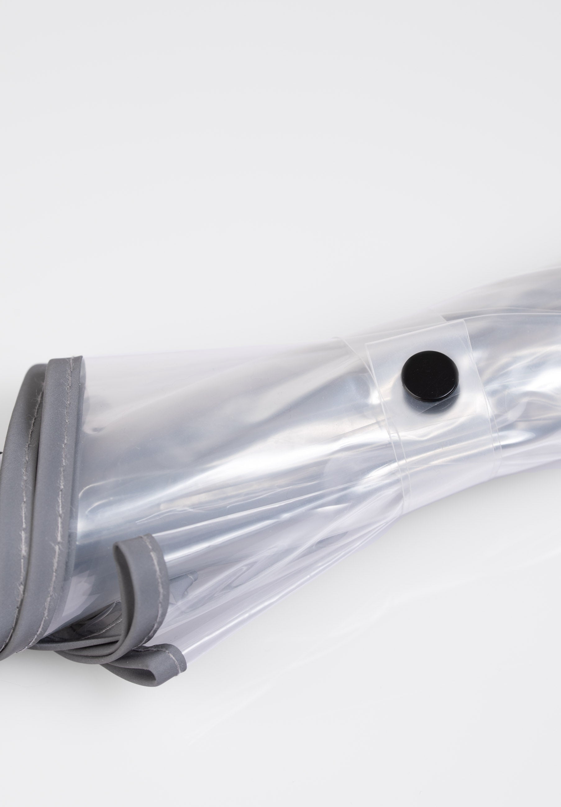 sateenvarjo 3M heijastavalla reunalla musta 8C