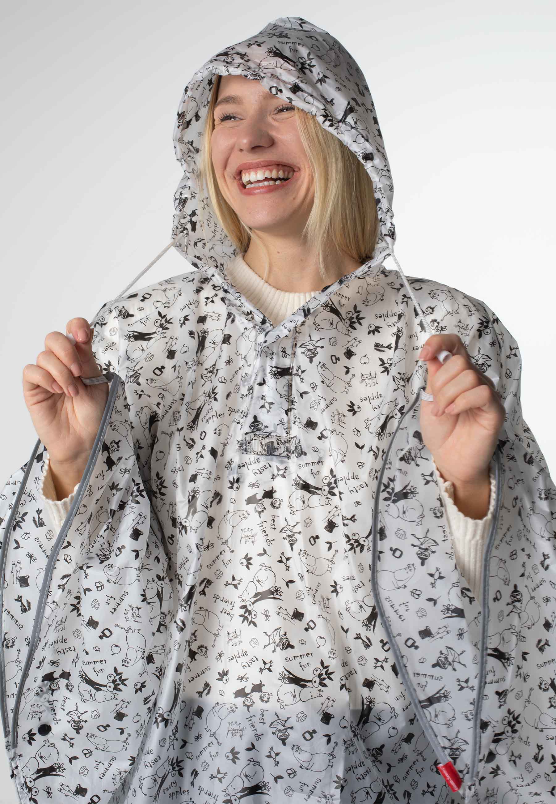 Muumi sadeviitta - Puutarhassa